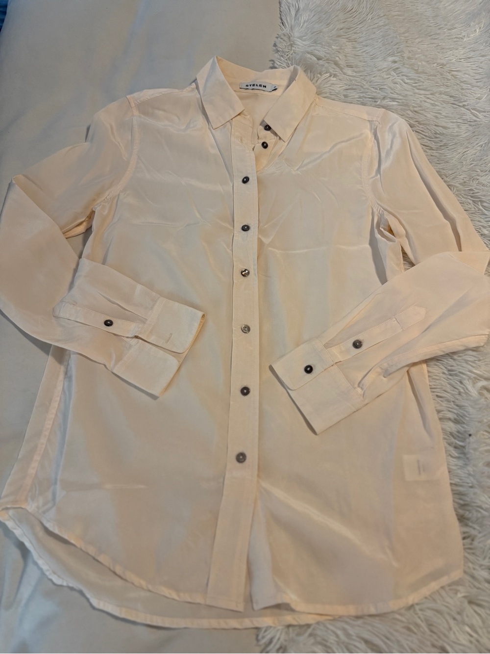 Stelen Women’s 100% Silk Long Sleeve Button Up Pale Pink Size Small